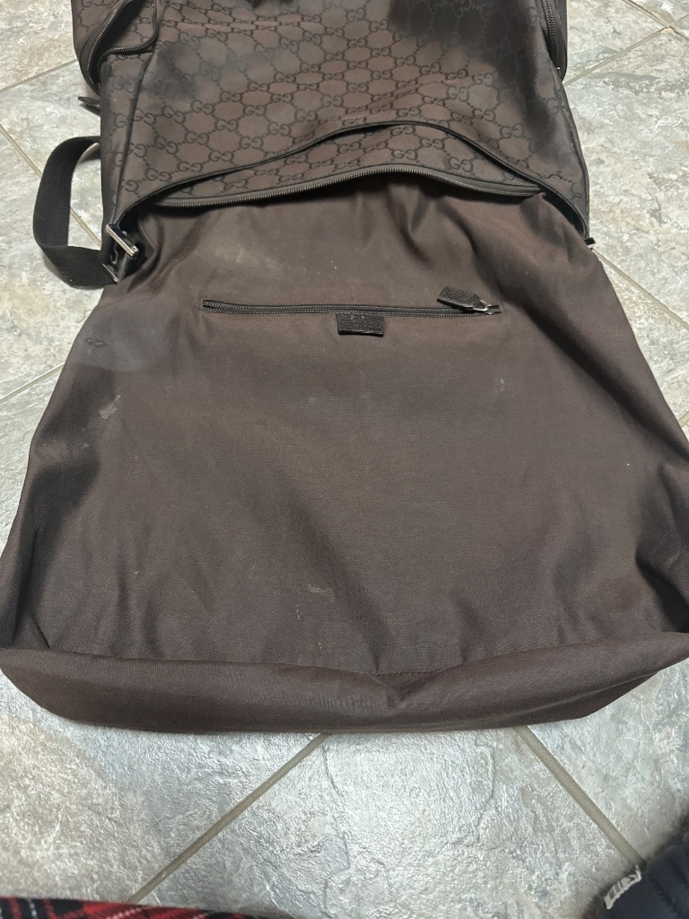 Gucci  Shoulder Bag - Picture 13 of 16